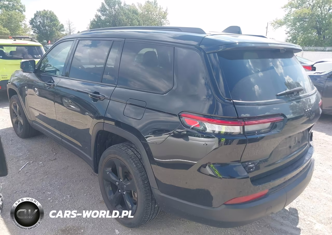 2023 Jeep Grand Cherokee L Limited 4X4 VIN:1C4RJKBG3P8742169 - 3