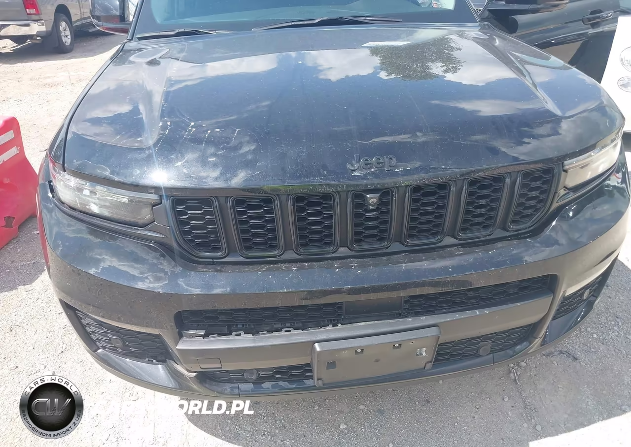 2023 Jeep Grand Cherokee L Limited 4X4 VIN:1C4RJKBG3P8742169 - 6
