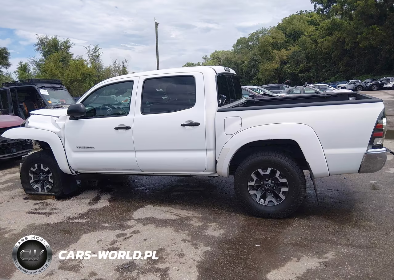 2013 Toyota Tacoma Base V6 VIN:3TMLU4EN6DM117341 - 14