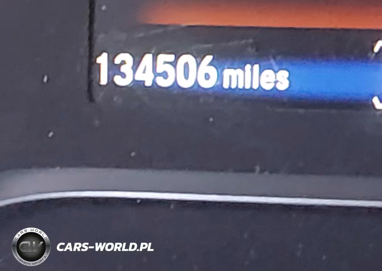 2017 Honda Pilot Touring VIN:5FNYF5H90HB023180 - 16