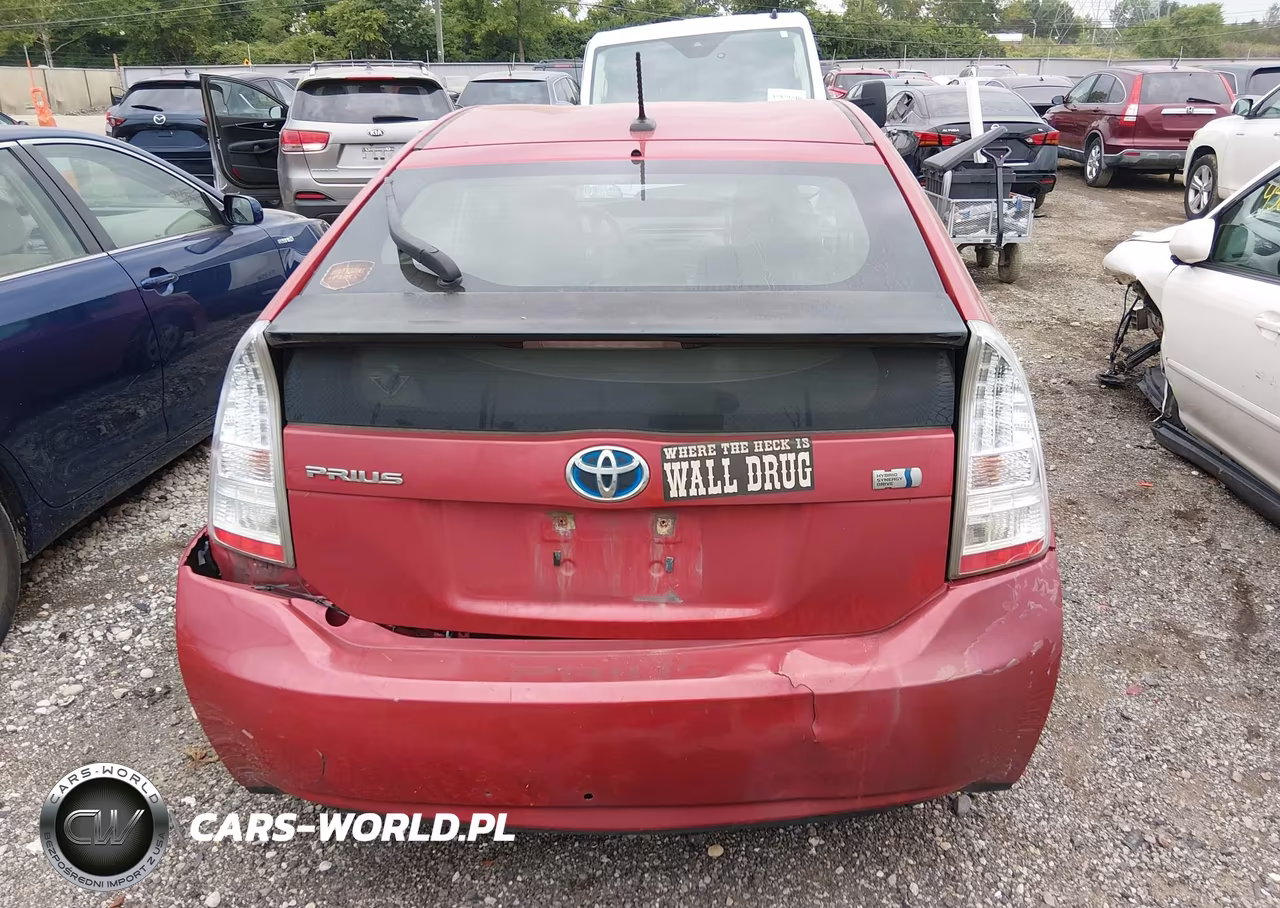 2011 Toyota Prius Two VIN:JTDKN3DU3B0257181 - 16