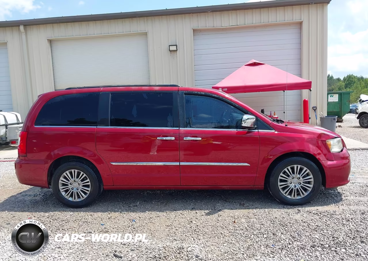 2014 Chrysler Town & Country Touring-L VIN:2C4RC1CGXER165208 - 13