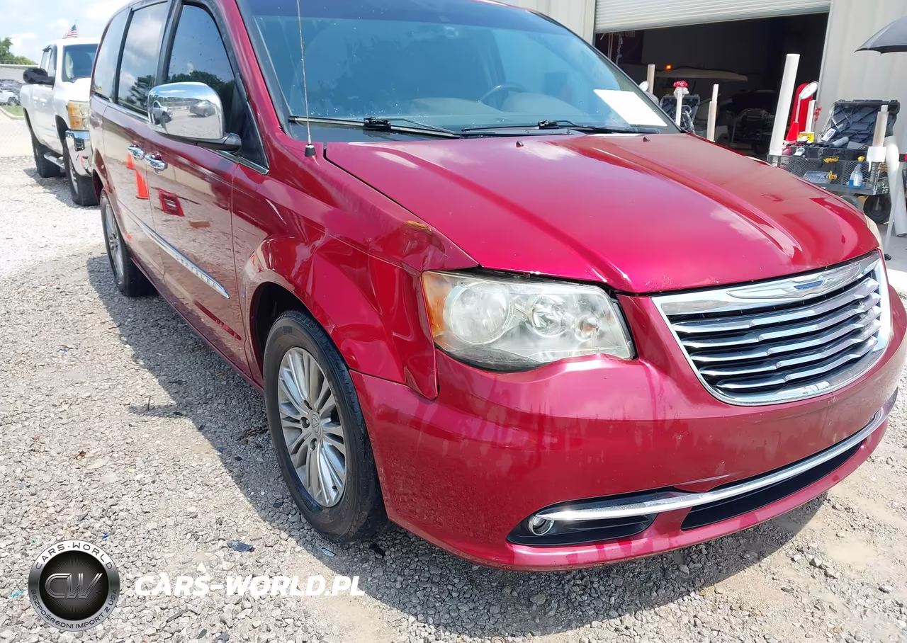 2014 Chrysler Town & Country Touring-L VIN:2C4RC1CGXER165208 - 6