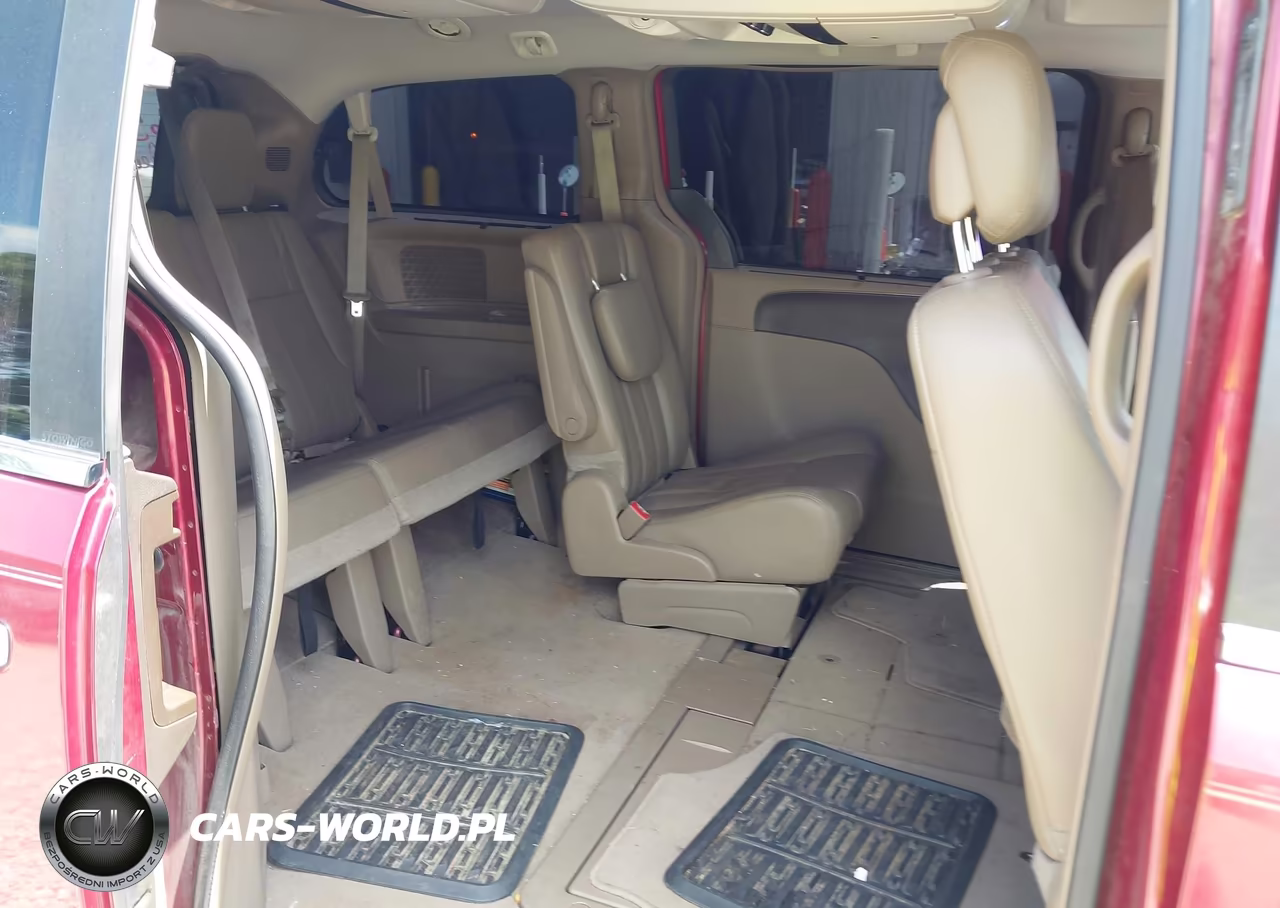 2014 Chrysler Town & Country Touring-L VIN:2C4RC1CGXER165208 - 8