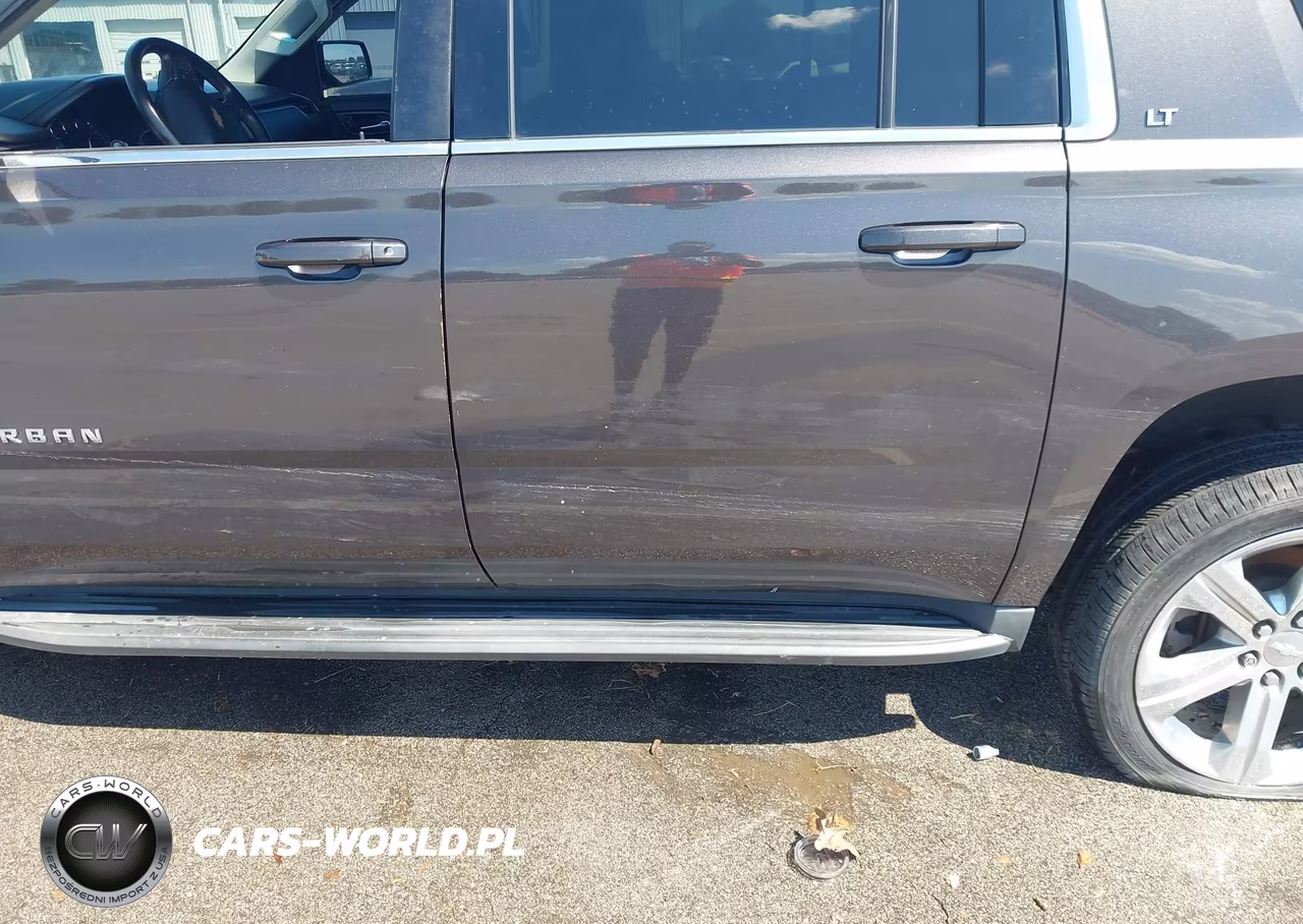 2017 Chevrolet Suburban Lt VIN:1GNSKHKC0HR187845 - 6