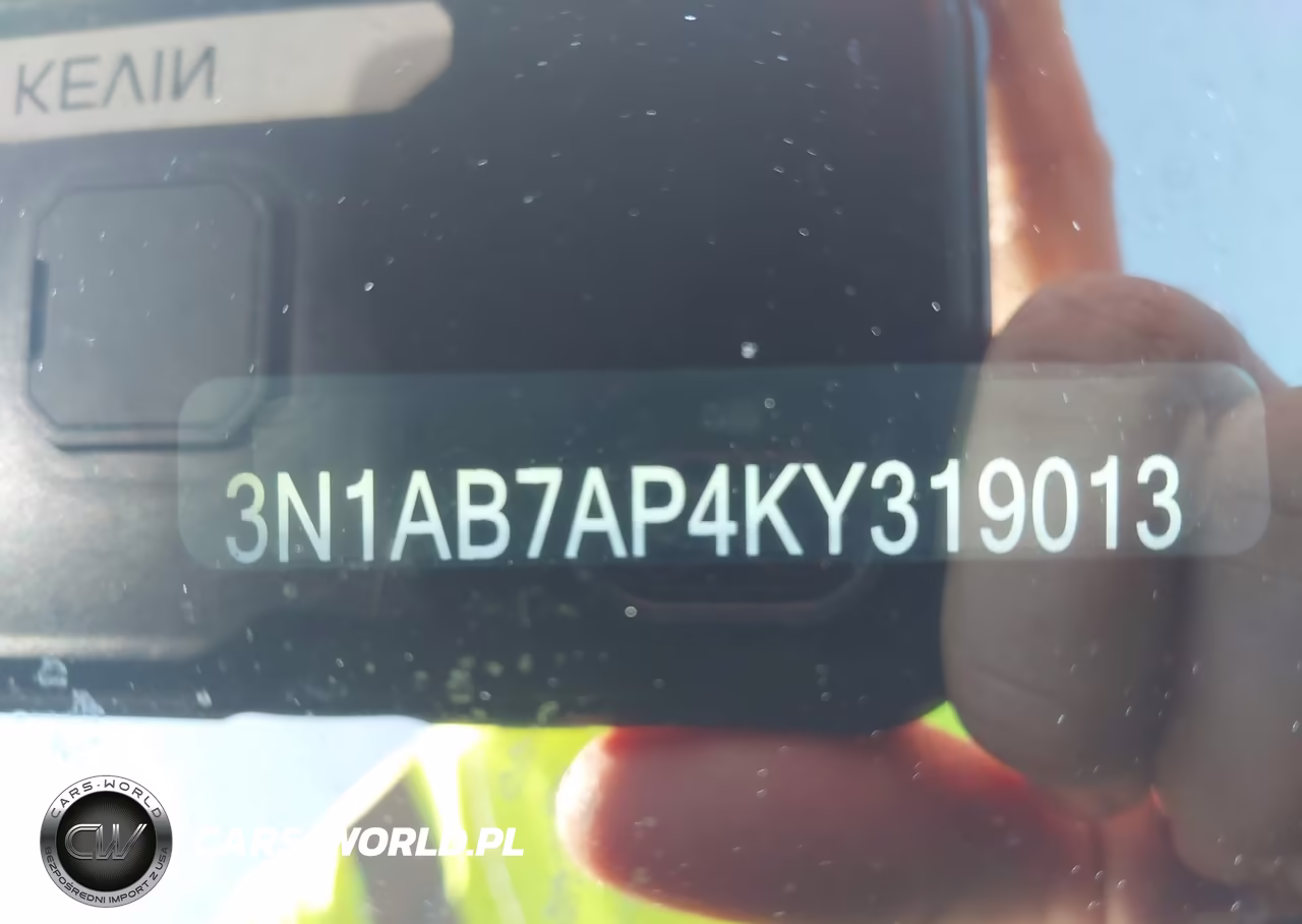 2019 Nissan Sentra S VIN:3N1AB7AP4KY319013 - 17