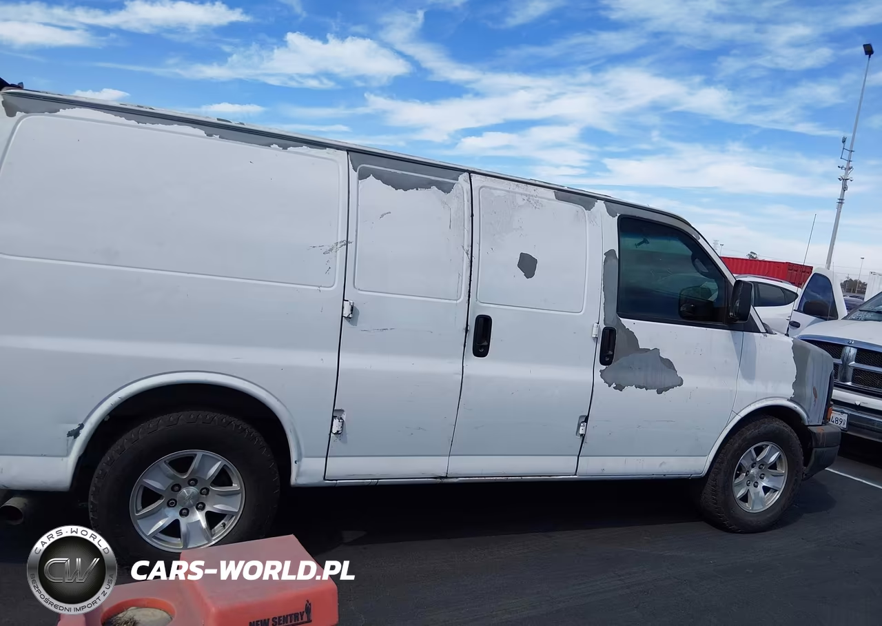 2005 Chevrolet Express VIN:1GCFG15X551250420 - 12