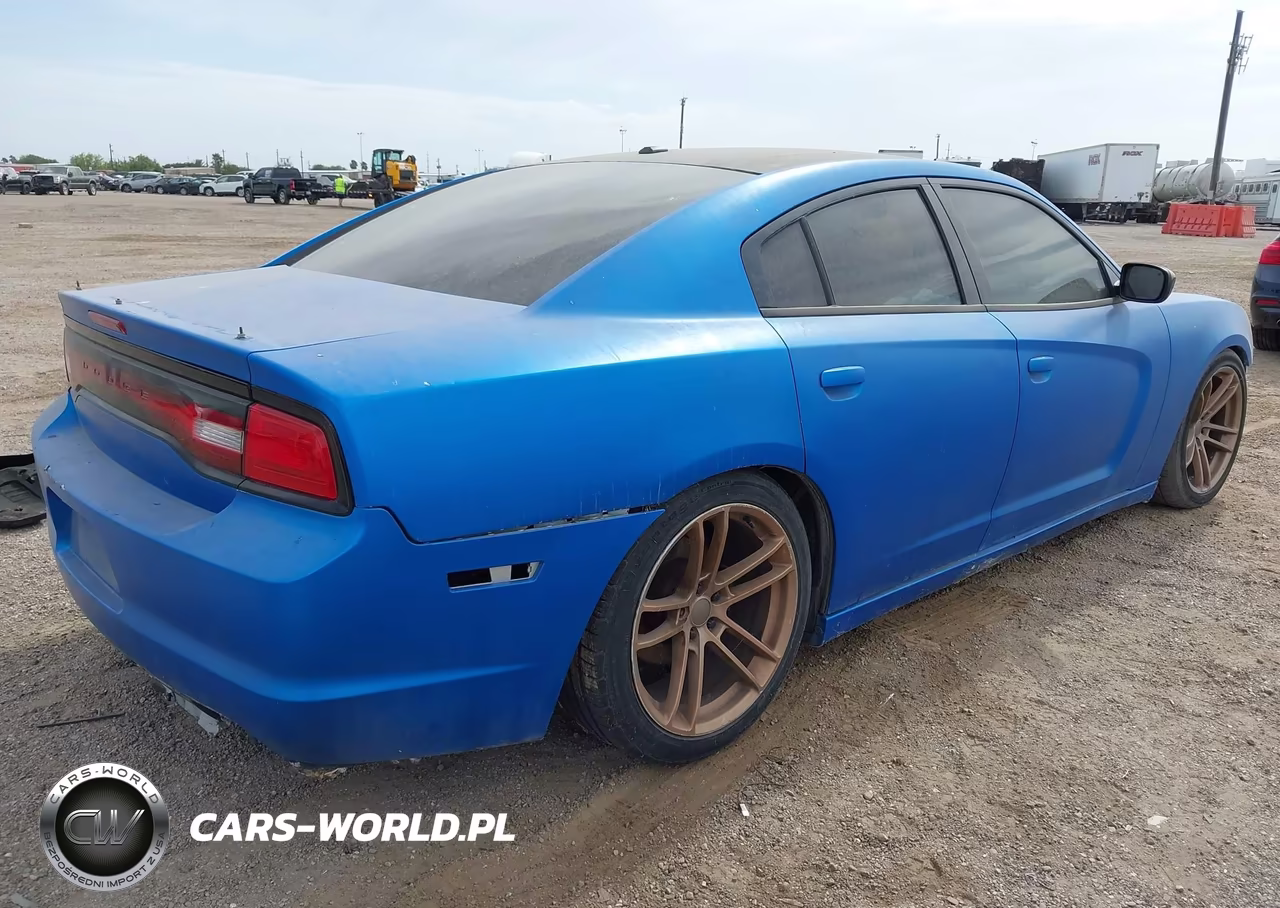 2012 Dodge Charger Sxt VIN:2C3CDXHG5CH228639 - 4
