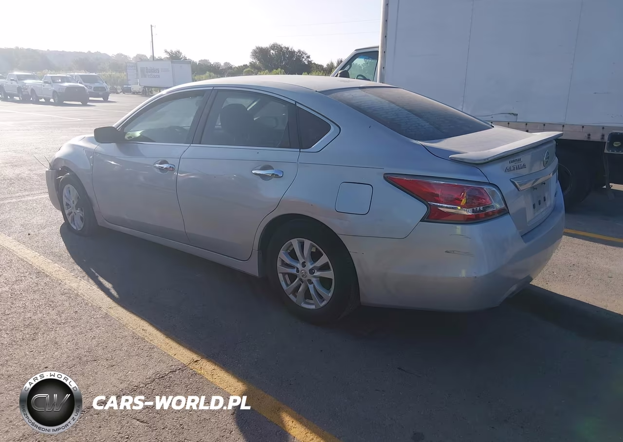 2014 Nissan Altima 2.5 S VIN:1N4AL3AP8EN222973 - 3