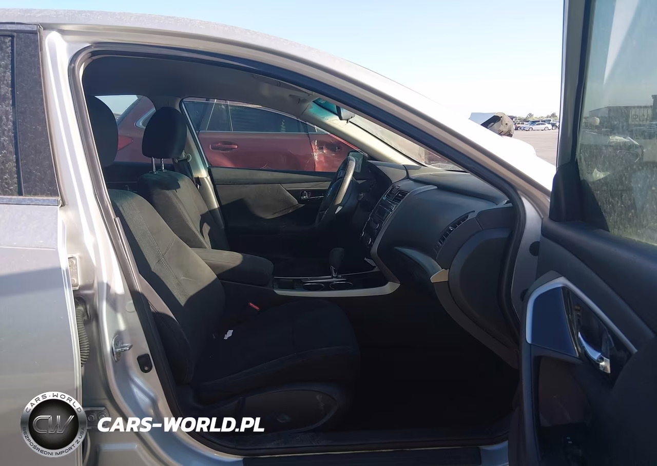2014 Nissan Altima 2.5 S VIN:1N4AL3AP8EN222973 - 5