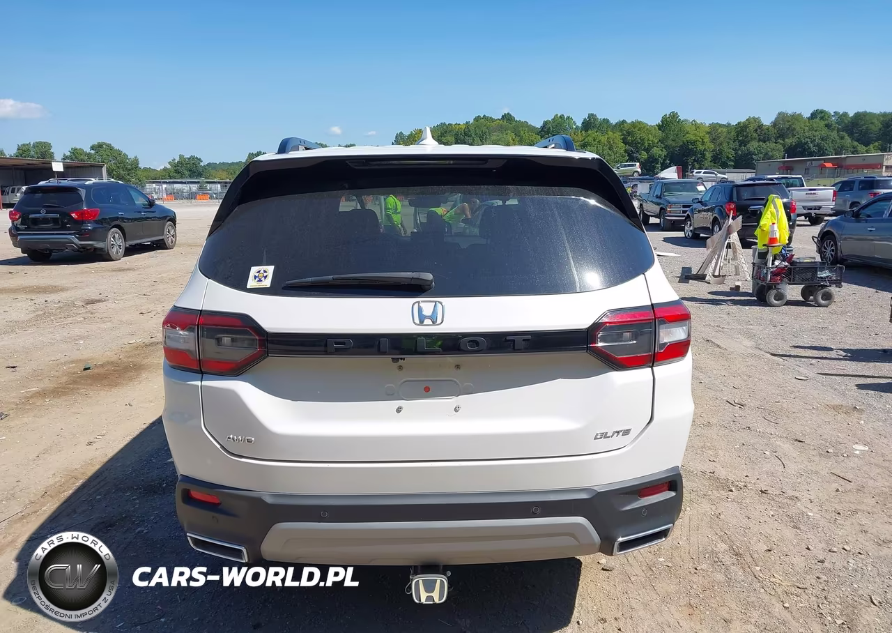 2025 Honda Pilot Elite VIN:5FNYG1H86SB031904 - 16