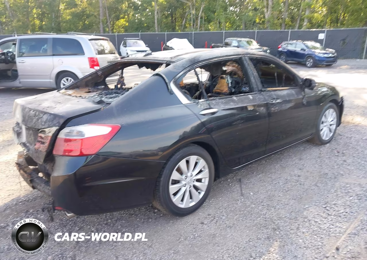 2015 Honda Accord Ex-L V-6 VIN:1HGCR3F8XFA010444 - 4