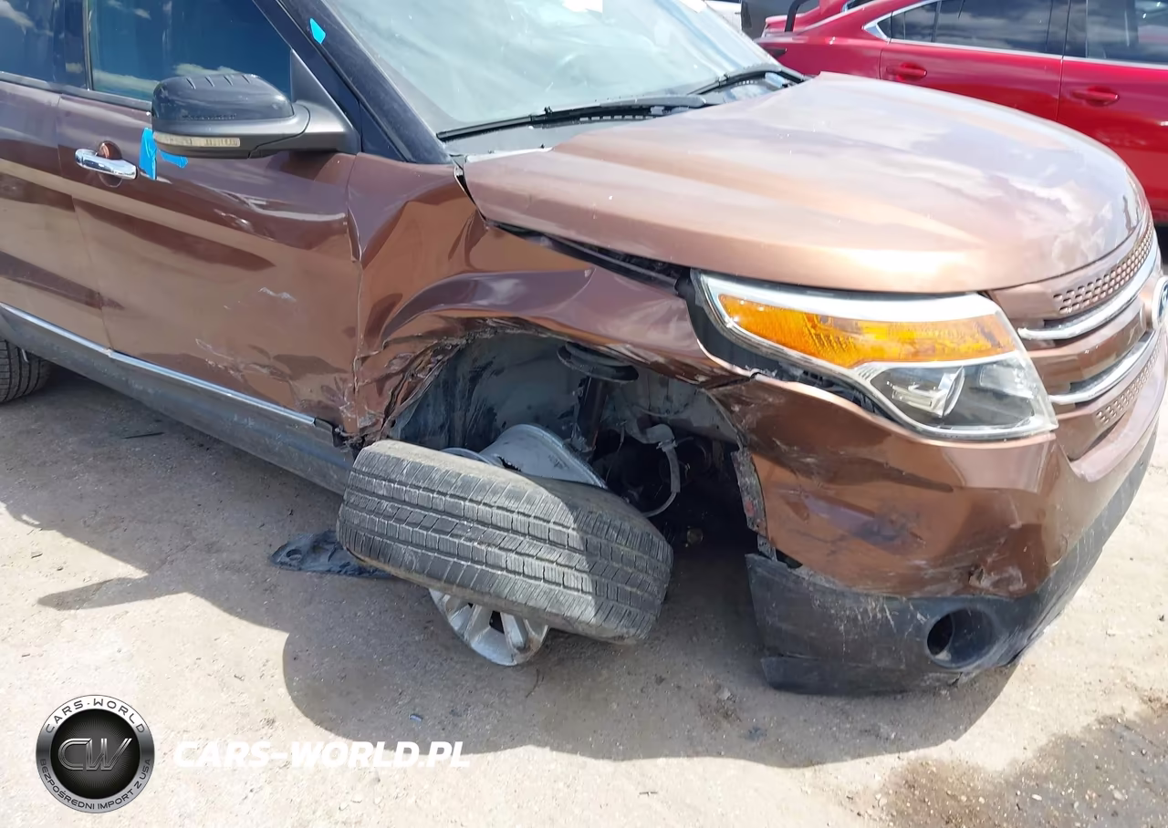 2012 Ford Explorer Xlt VIN:1FMHK8D82CGA56119 - 6