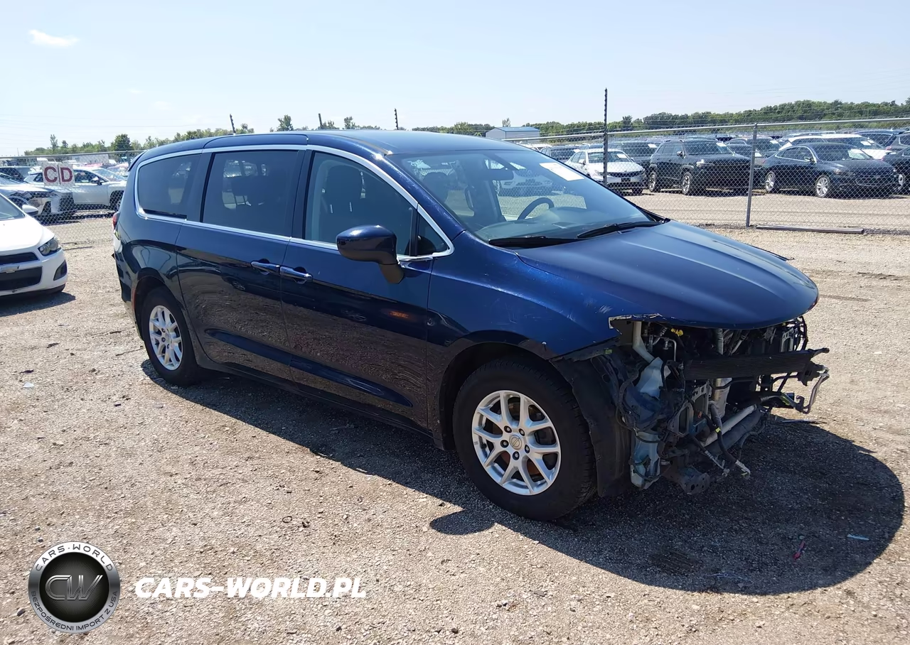 2018 Chrysler Pacifica Lx VIN:2C4RC1CG2JR130057 - 1