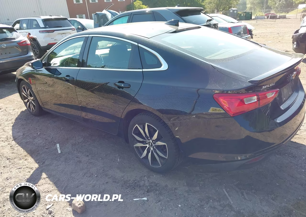 2018 Chevrolet Malibu Lt VIN:1G1ZD5ST2JF223390 - 3