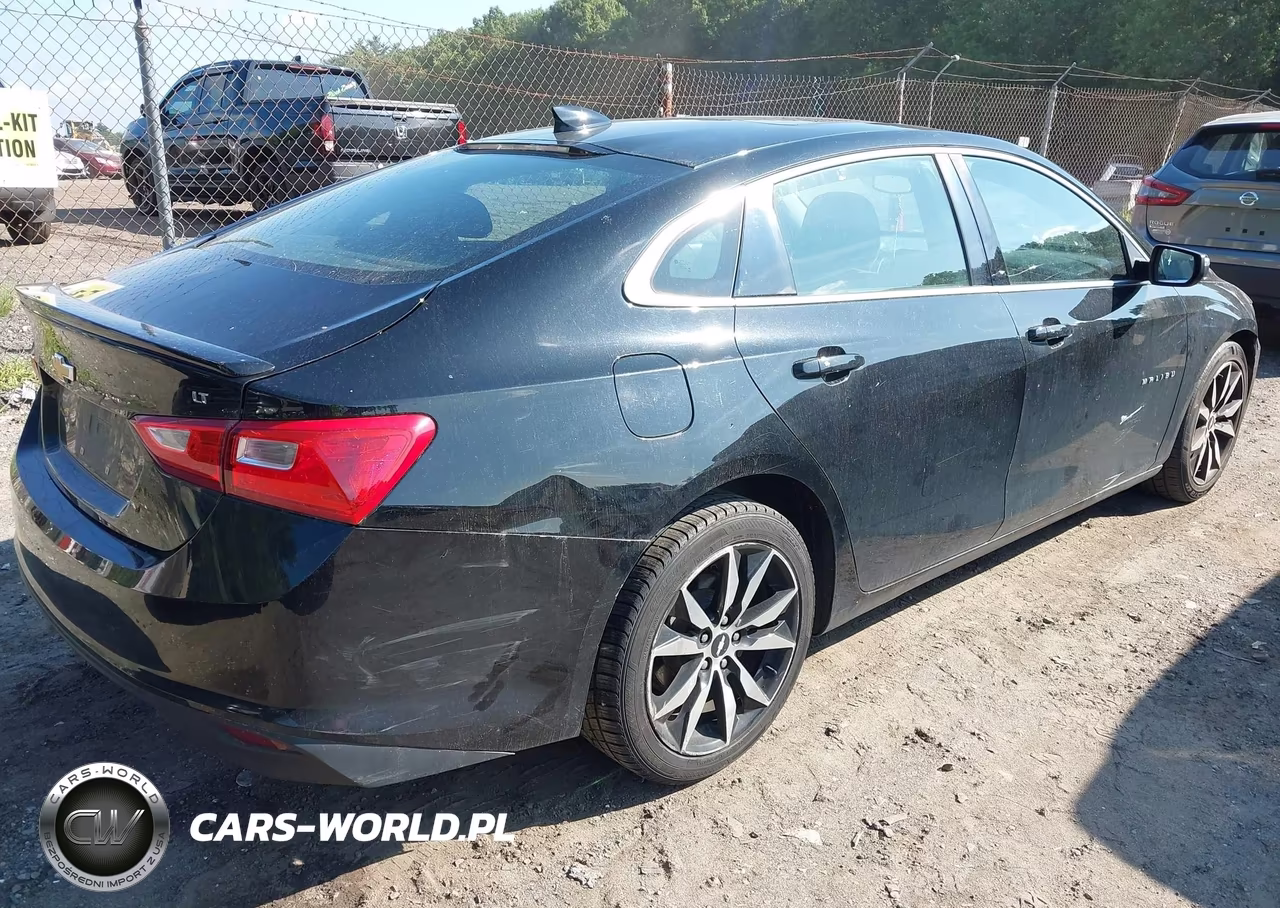 2018 Chevrolet Malibu Lt VIN:1G1ZD5ST2JF223390 - 4