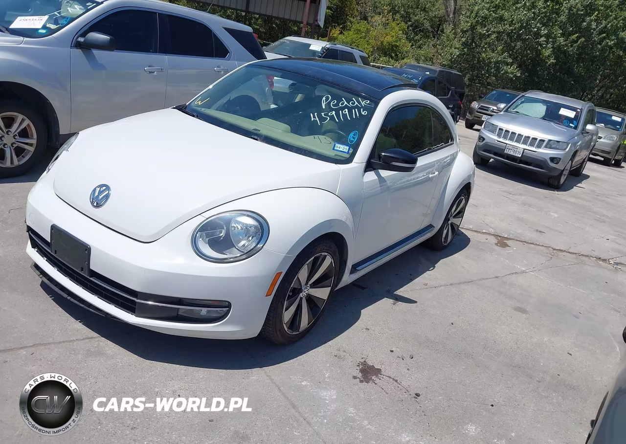 2013 Volkswagen Beetle 2.0T Turbo VIN:3VWV67AT5DM645281 - 2