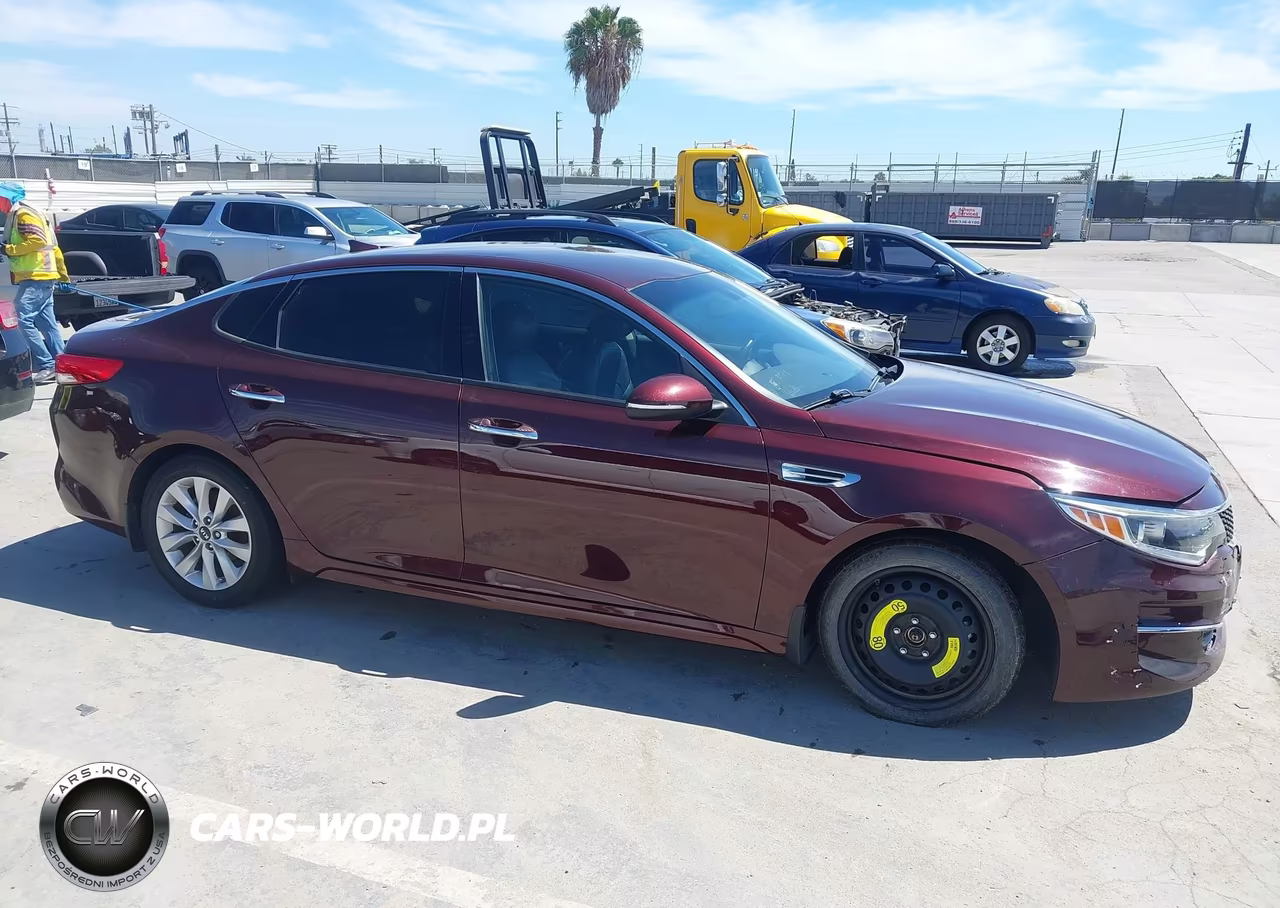 2018 Kia Optima Ex VIN:5XXGU4L30JG212008 - 13