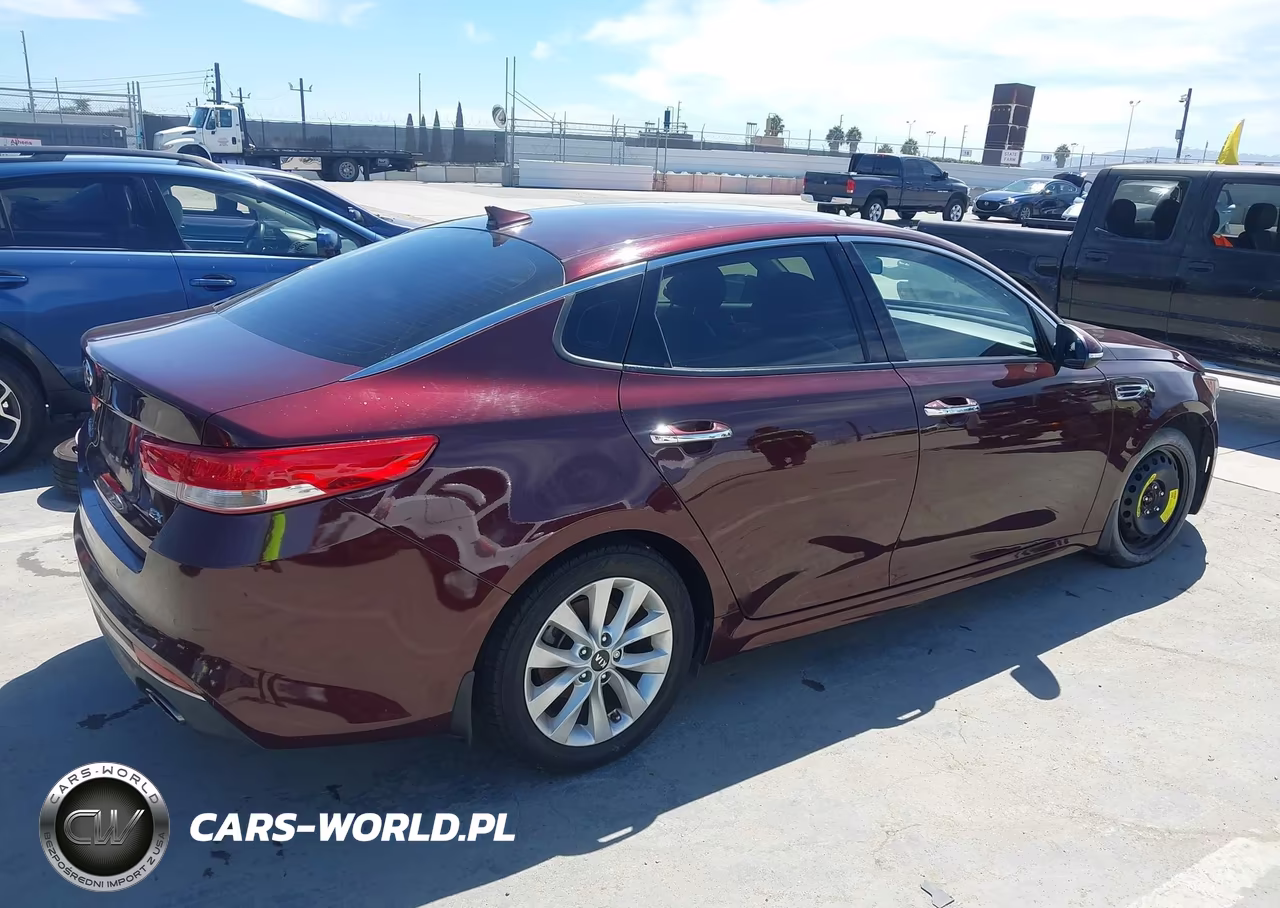 2018 Kia Optima Ex VIN:5XXGU4L30JG212008 - 4