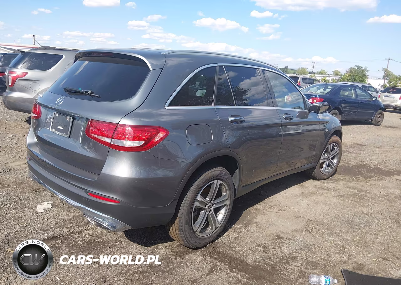 2018 Mercedes-Benz Glc 300 VIN:WDC0G4JB6JV021601 - 4