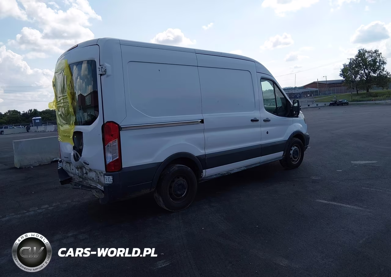2015 Ford Transit-150 VIN:1FTNE1CG5FKA57717 - 4