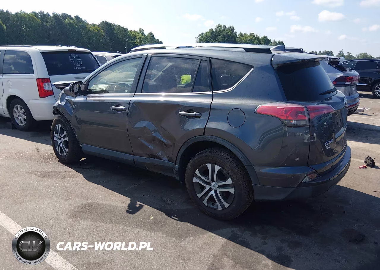 2018 Toyota Rav4 Le VIN:JTMBFREV2JD252021 - 3