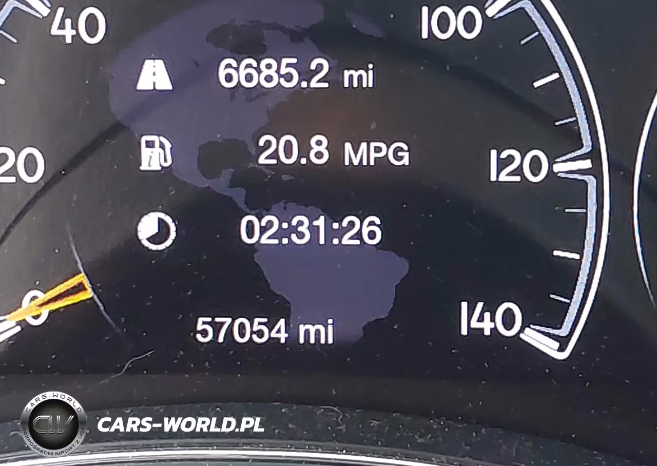 2019 Jeep Grand Cherokee Upland 4X2 VIN:1C4RJEAG1KC833059 - 15