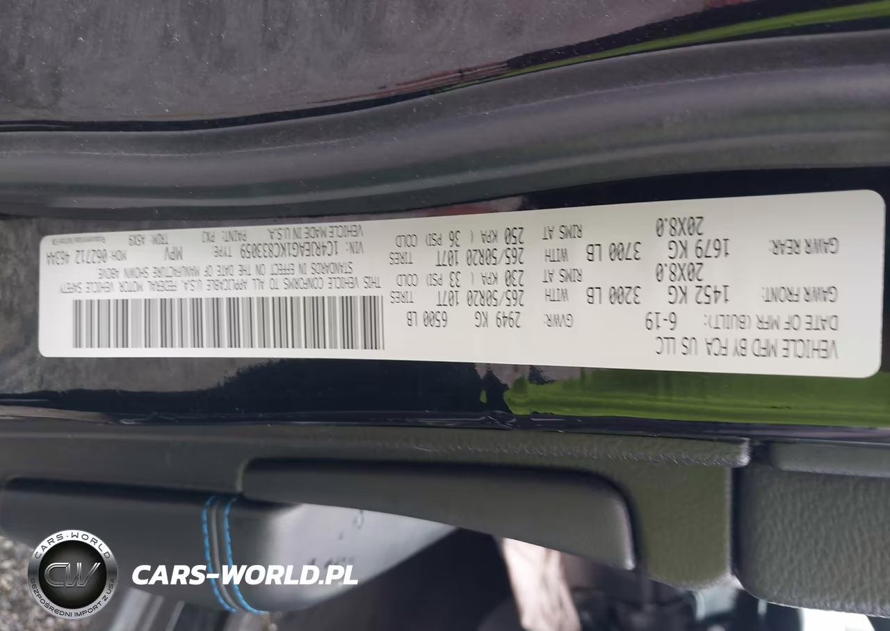 2019 Jeep Grand Cherokee Upland 4X2 VIN:1C4RJEAG1KC833059 - 9