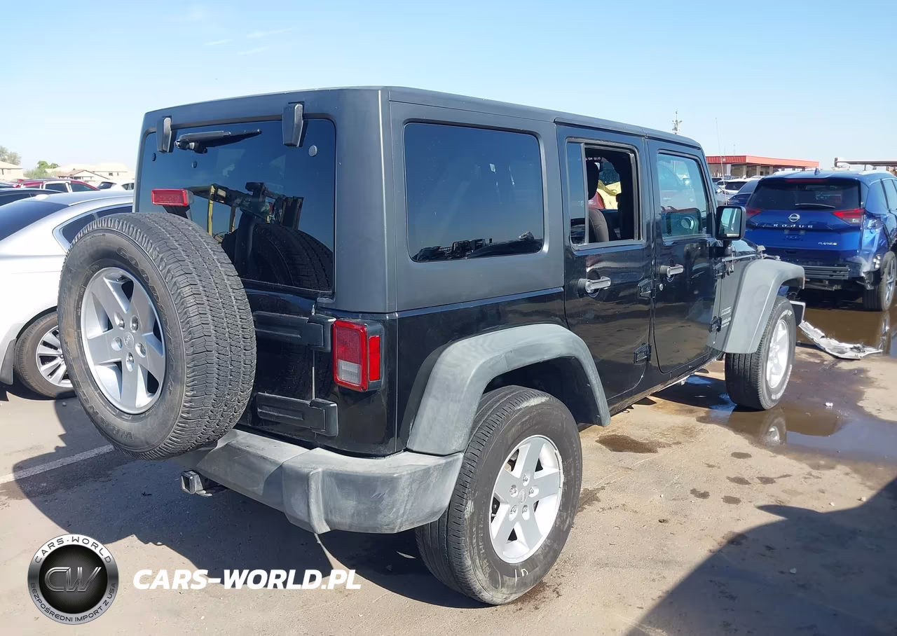 2016 Jeep Wrangler Unlimited Sport VIN:1C4BJWDG3GL191597 - 4