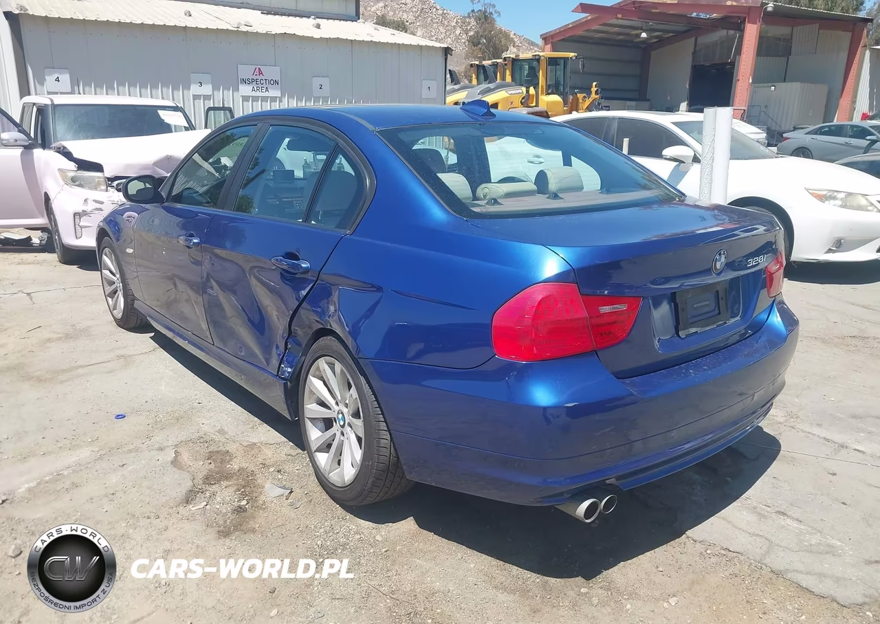 2011 BMW 328I VIN:WBAPH5C50BA443271 - 3