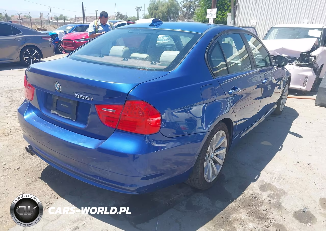 2011 BMW 328I VIN:WBAPH5C50BA443271 - 4