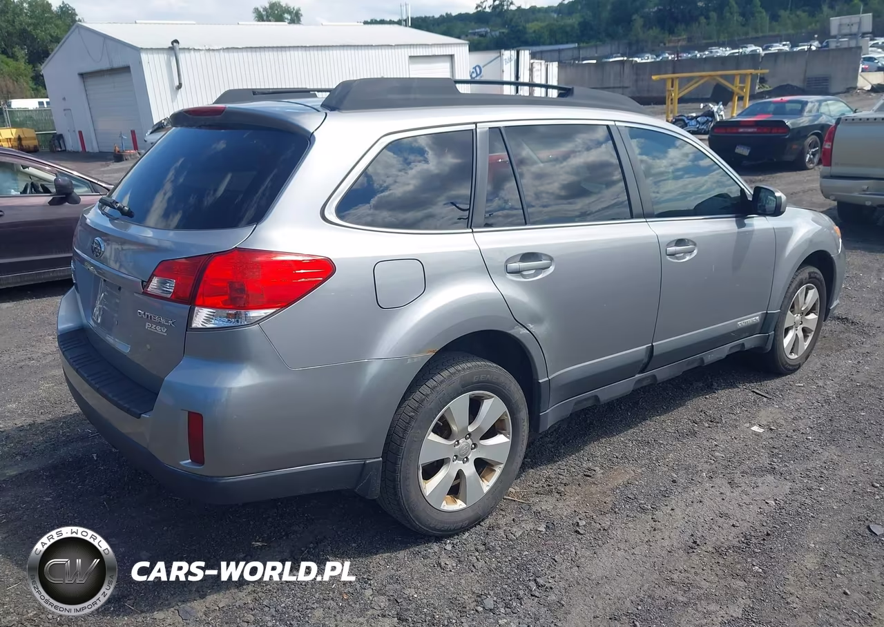 2010 Subaru Outback 2.5I Limited VIN:4S4BRBJC4A3325412 - 4