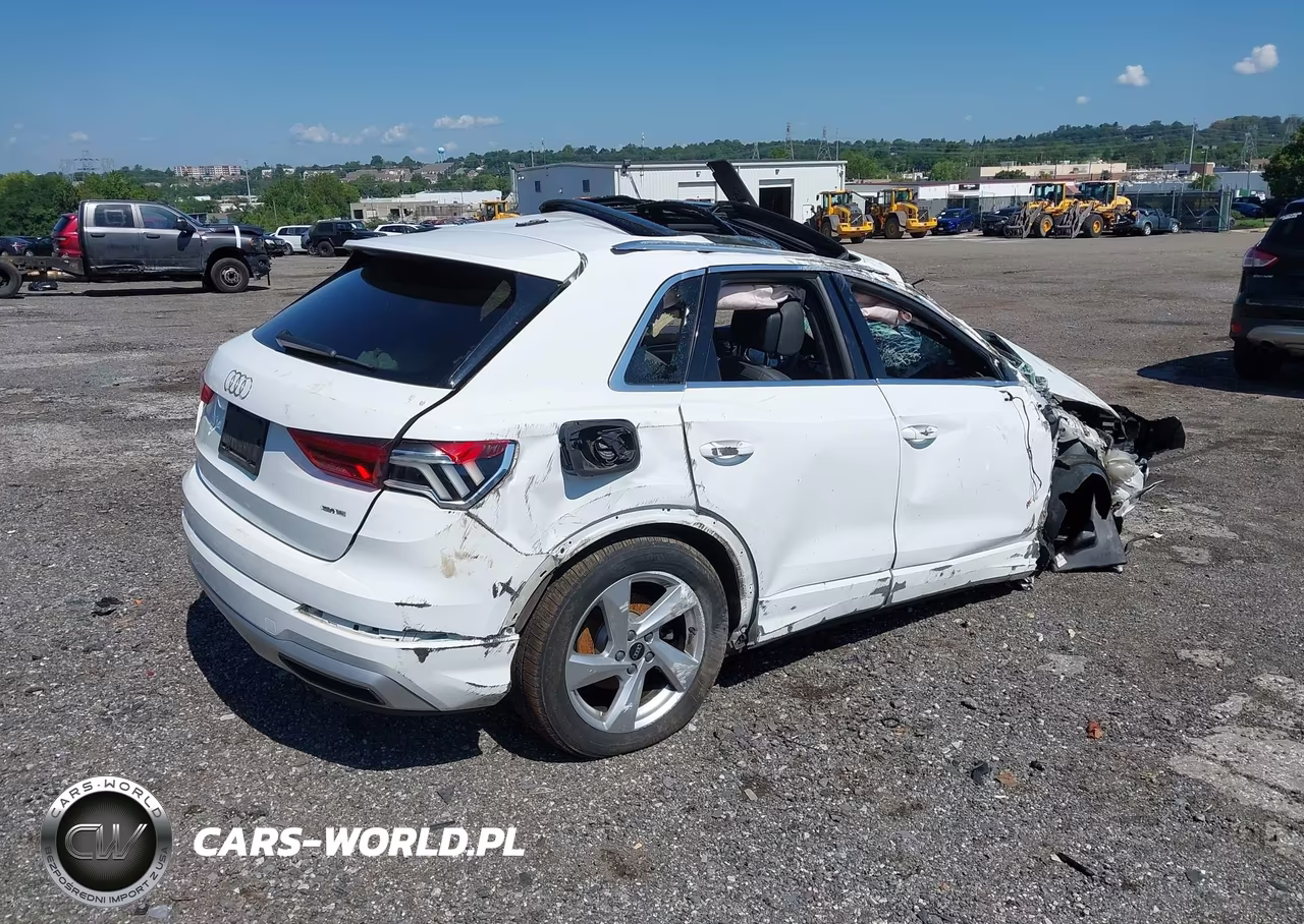2021 Audi Q3 Premium 40 Tfsi Quattro Tiptronic VIN:WA1AUCF32M1061369 - 4