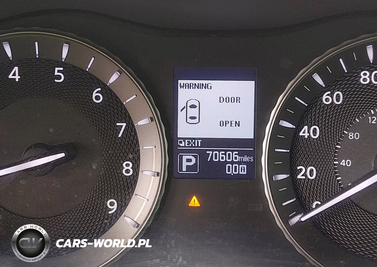2019 Infiniti Q70 3.7X Luxe VIN:JN1BY1AR9KM585132 - 16