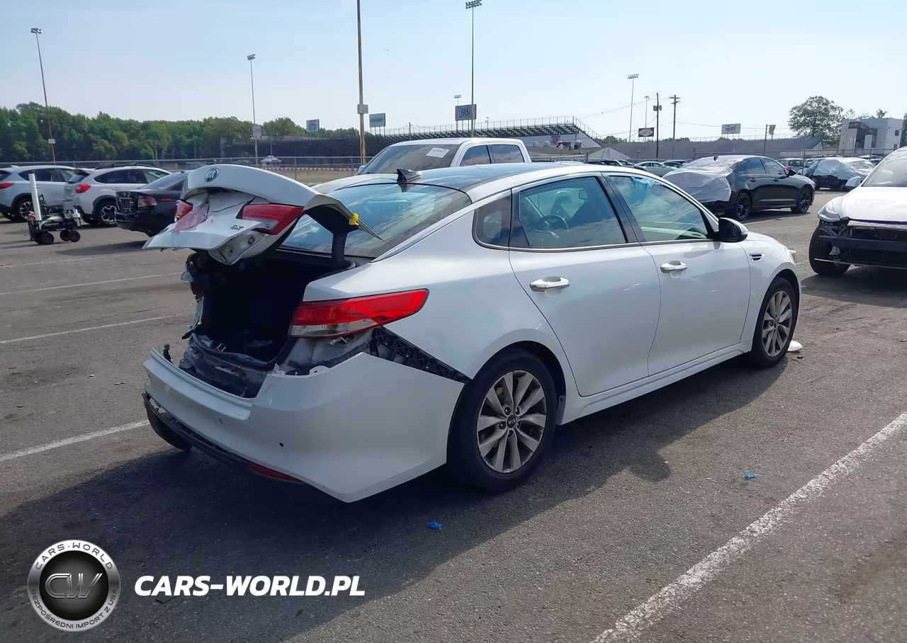 2016 Kia Optima Ex VIN:5XXGU4L39GG085042 - 4