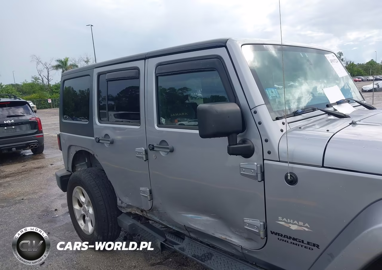 2013 Jeep Wrangler Unlimited Sahara VIN:1C4BJWEG0DL626747 - 17