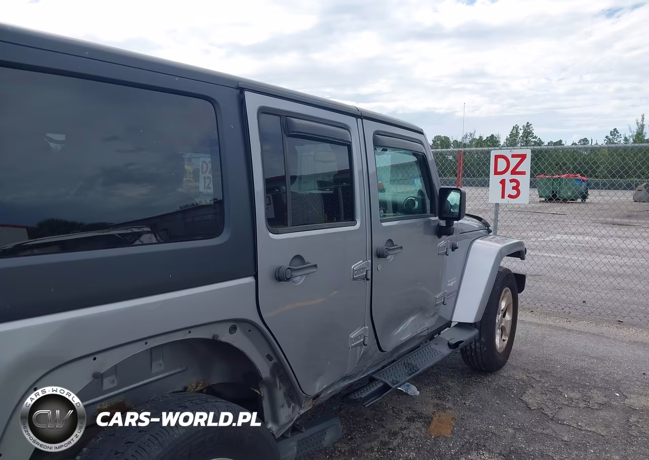 2013 Jeep Wrangler Unlimited Sahara VIN:1C4BJWEG0DL626747 - 18