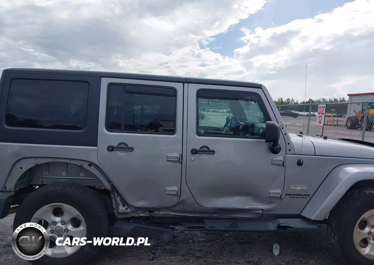 2013 Jeep Wrangler Unlimited Sahara VIN:1C4BJWEG0DL626747 - 6