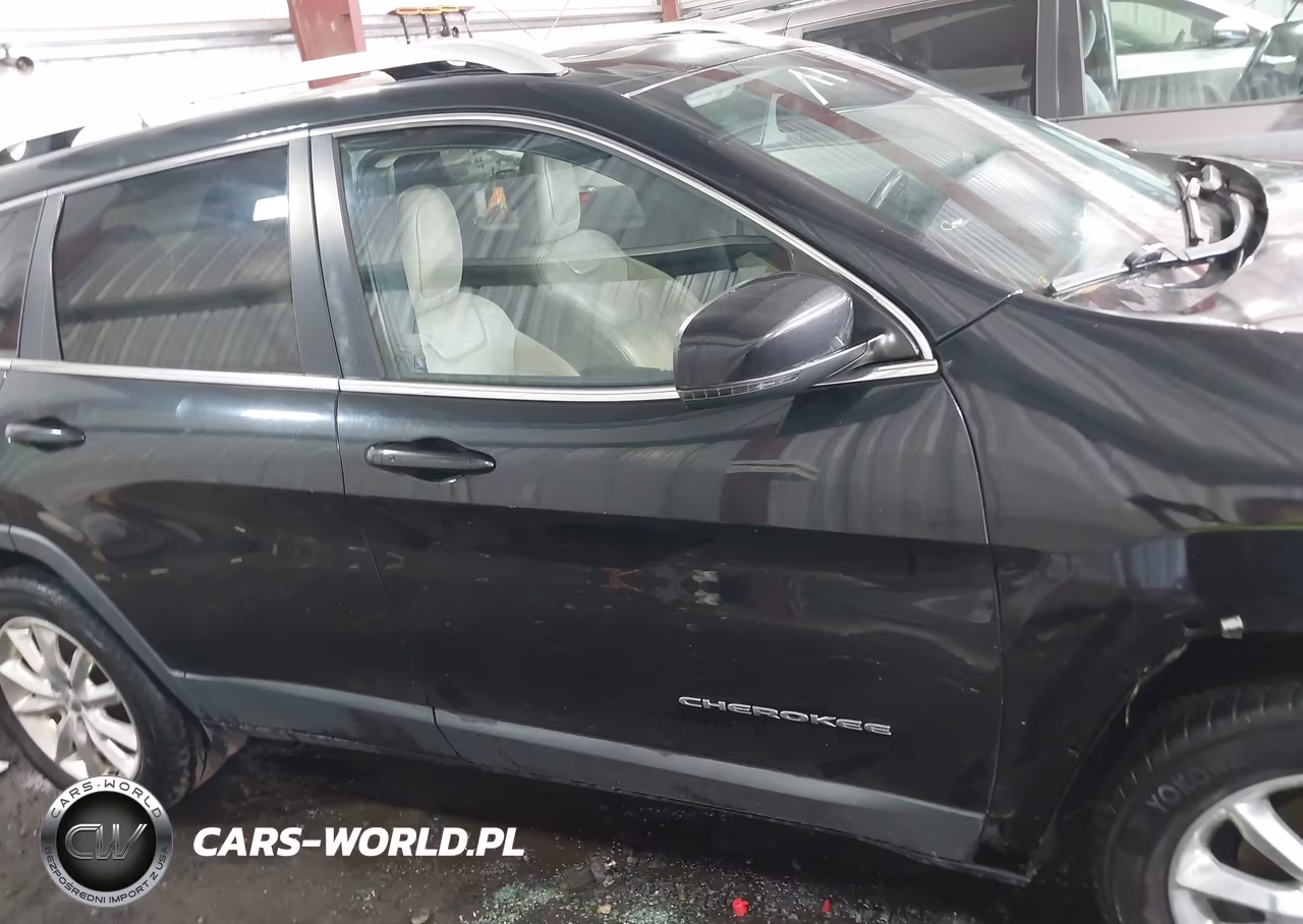 2015 Jeep Cherokee Limited VIN:1C4PJMDSXFW727392 - 14