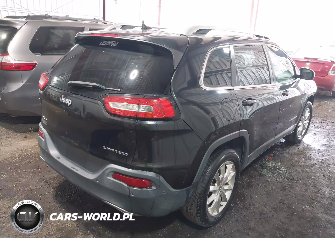 2015 Jeep Cherokee Limited VIN:1C4PJMDSXFW727392 - 4