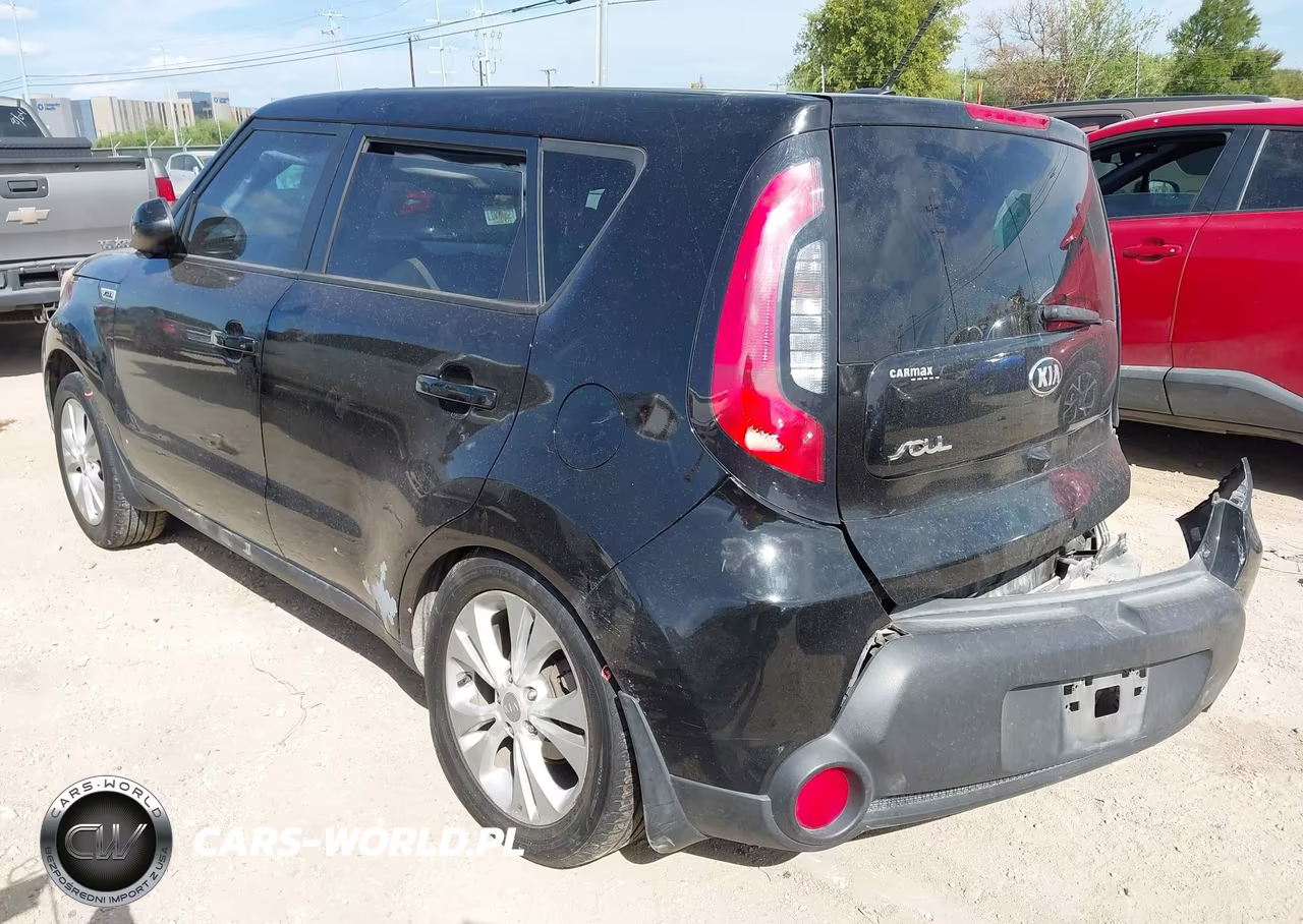2015 Kia Soul + VIN:KNDJP3A55F7143361 - 3