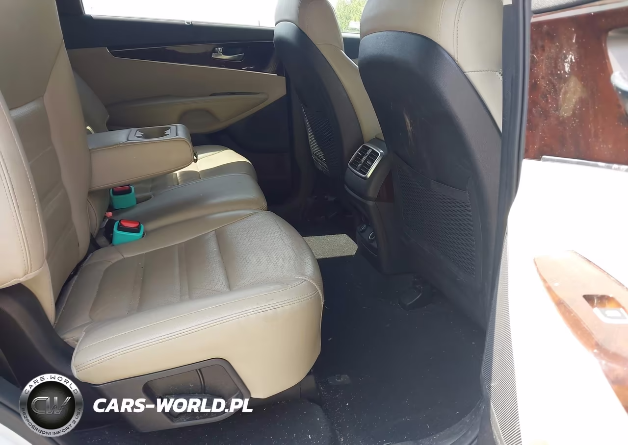 2018 Kia Sorento 3.3L Ex VIN:5XYPH4A50JG406915 - 8