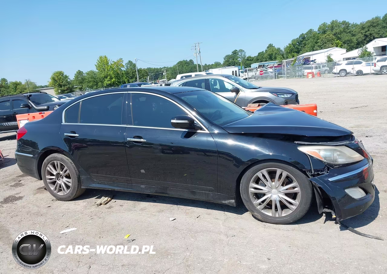 2012 Hyundai Genesis 3.8 VIN:KMHGC4DD5CU211830 - 13