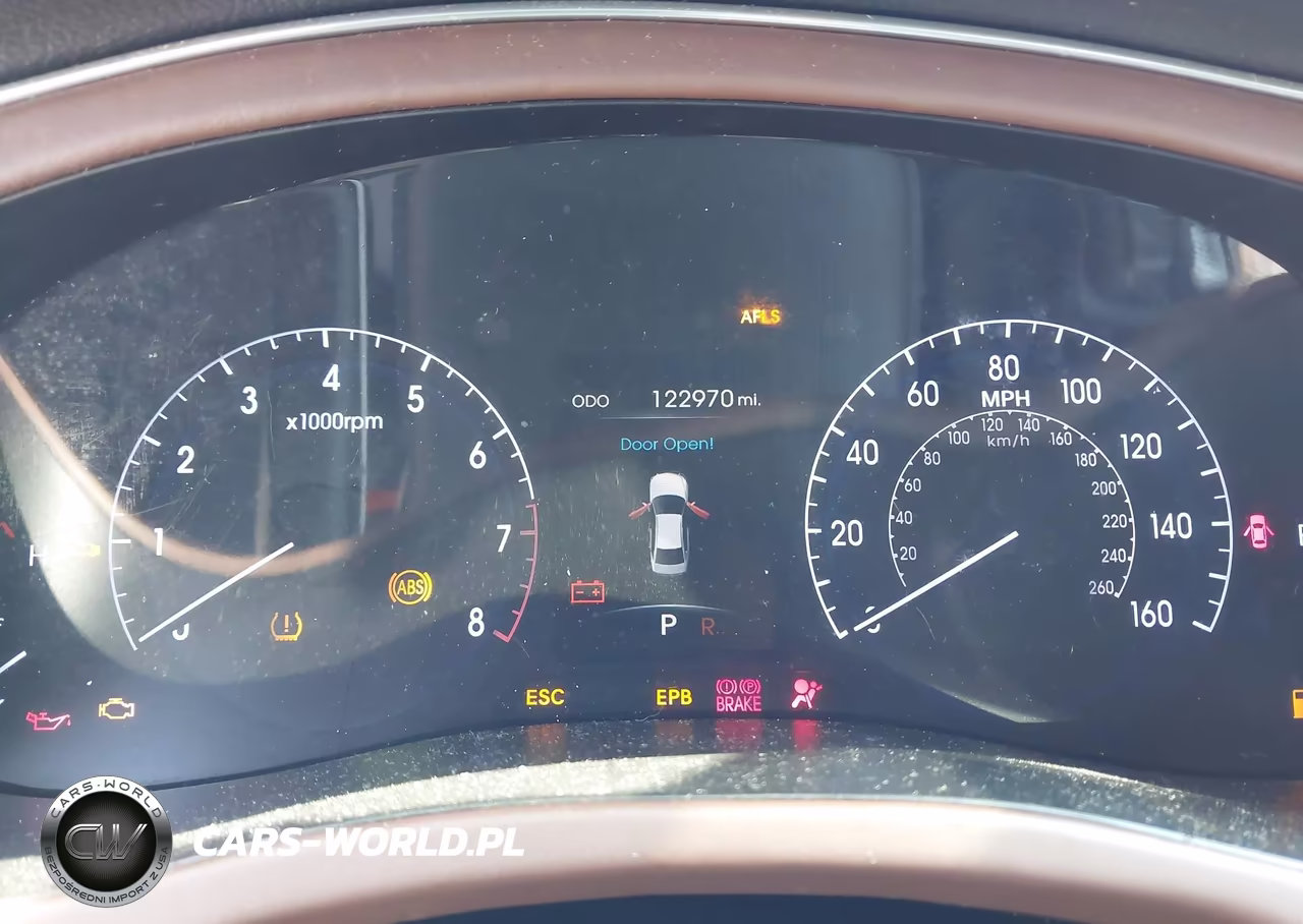2012 Hyundai Genesis 3.8 VIN:KMHGC4DD5CU211830 - 7