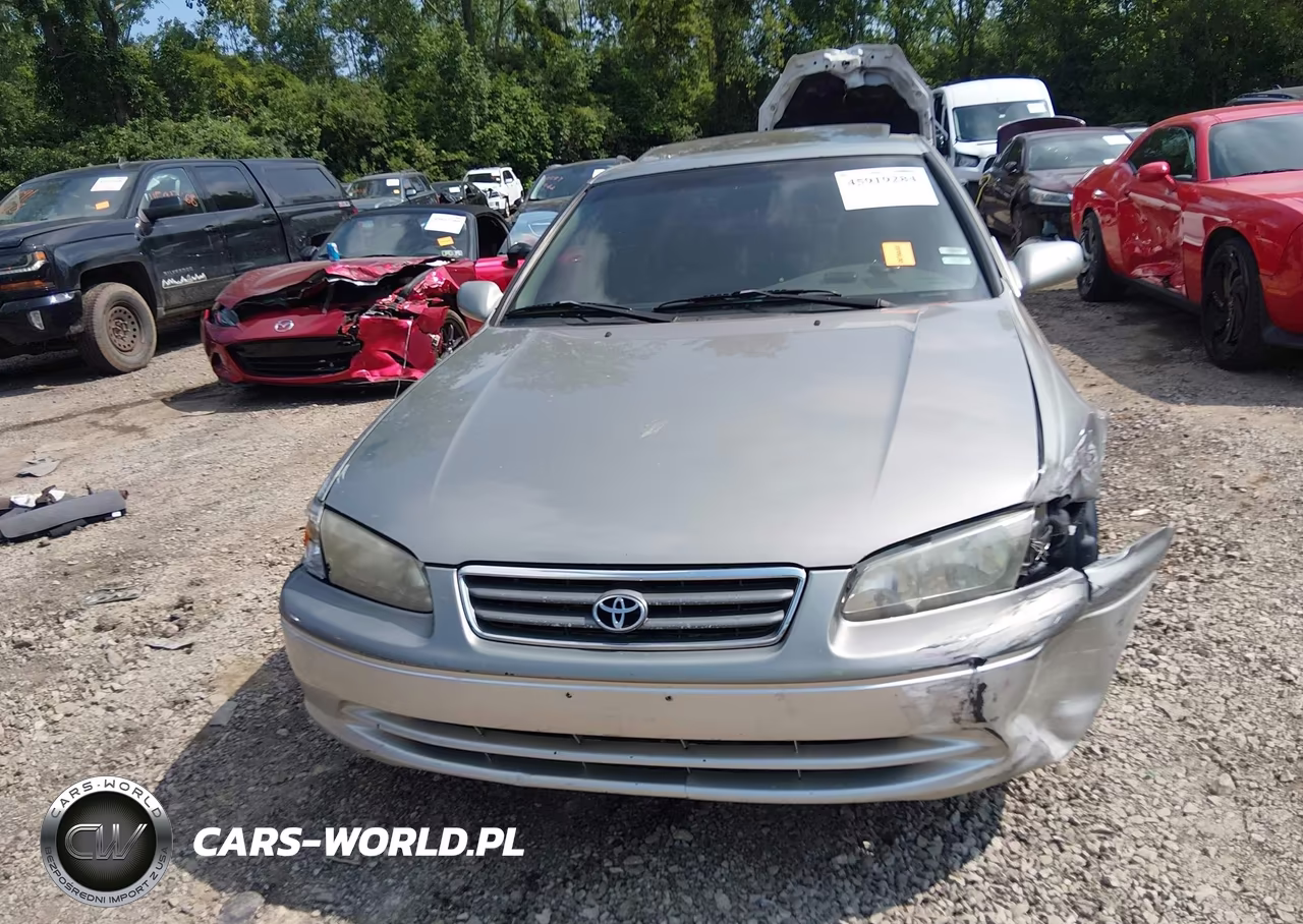2001 Toyota Camry Le VIN:JT2BG22K210593983 - 12