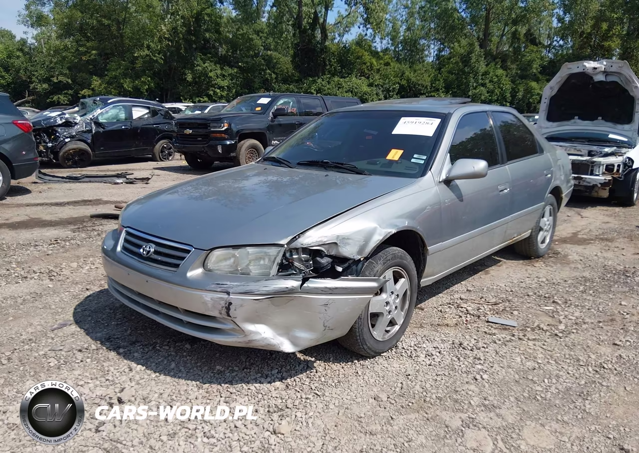 2001 Toyota Camry Le VIN:JT2BG22K210593983 - 6