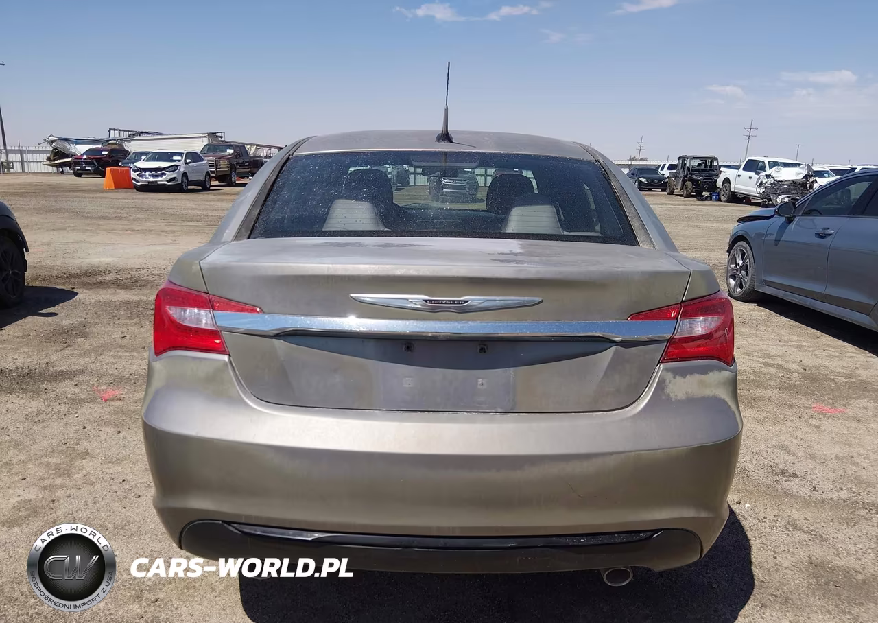 2013 Chrysler 200 Touring VIN:1C3CCBBG7DN715669 - 16