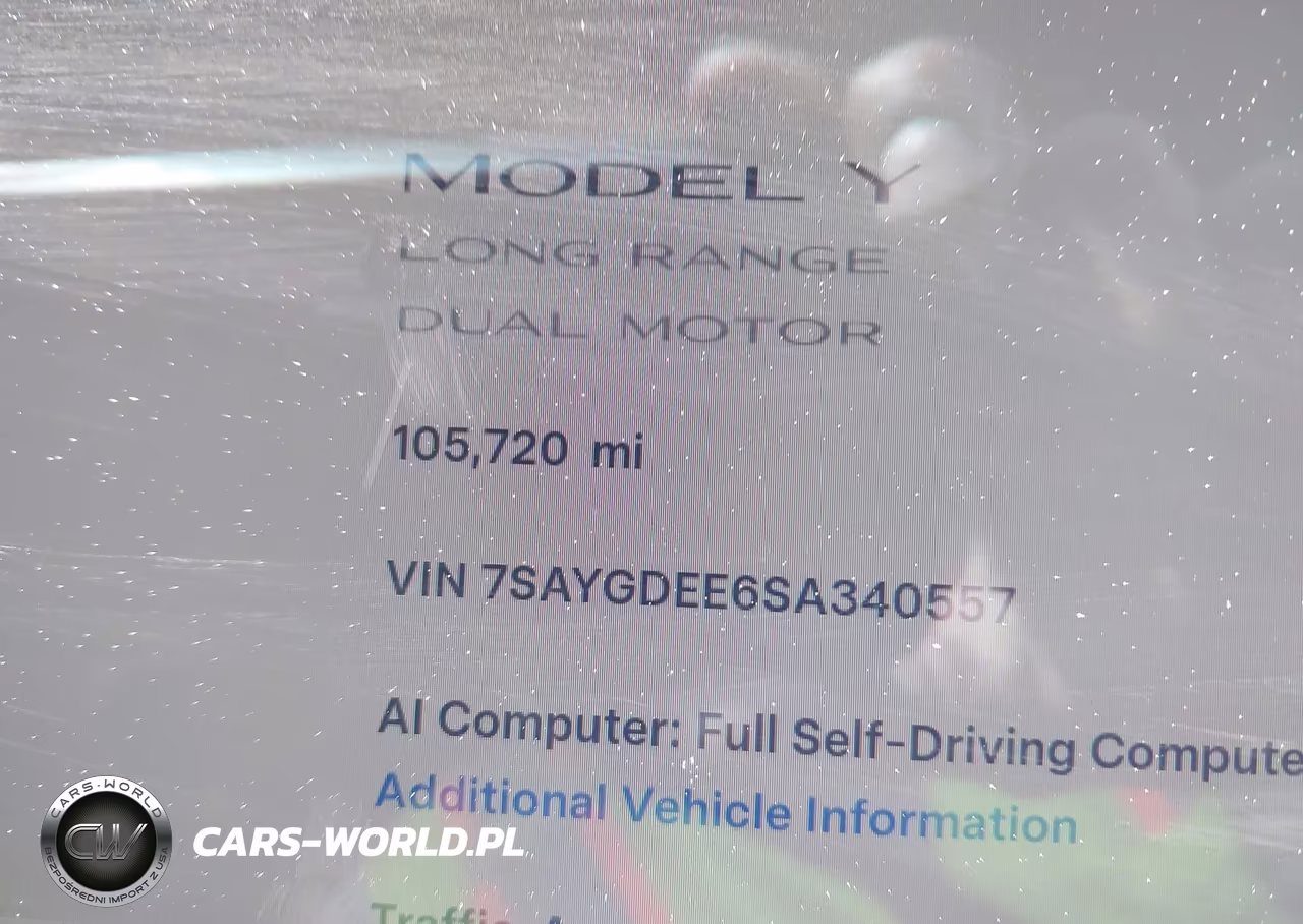 2025 Tesla Model Y Long Range Dual Motor All-Wheel Drive VIN:7SAYGDEE6SA340557 - 16
