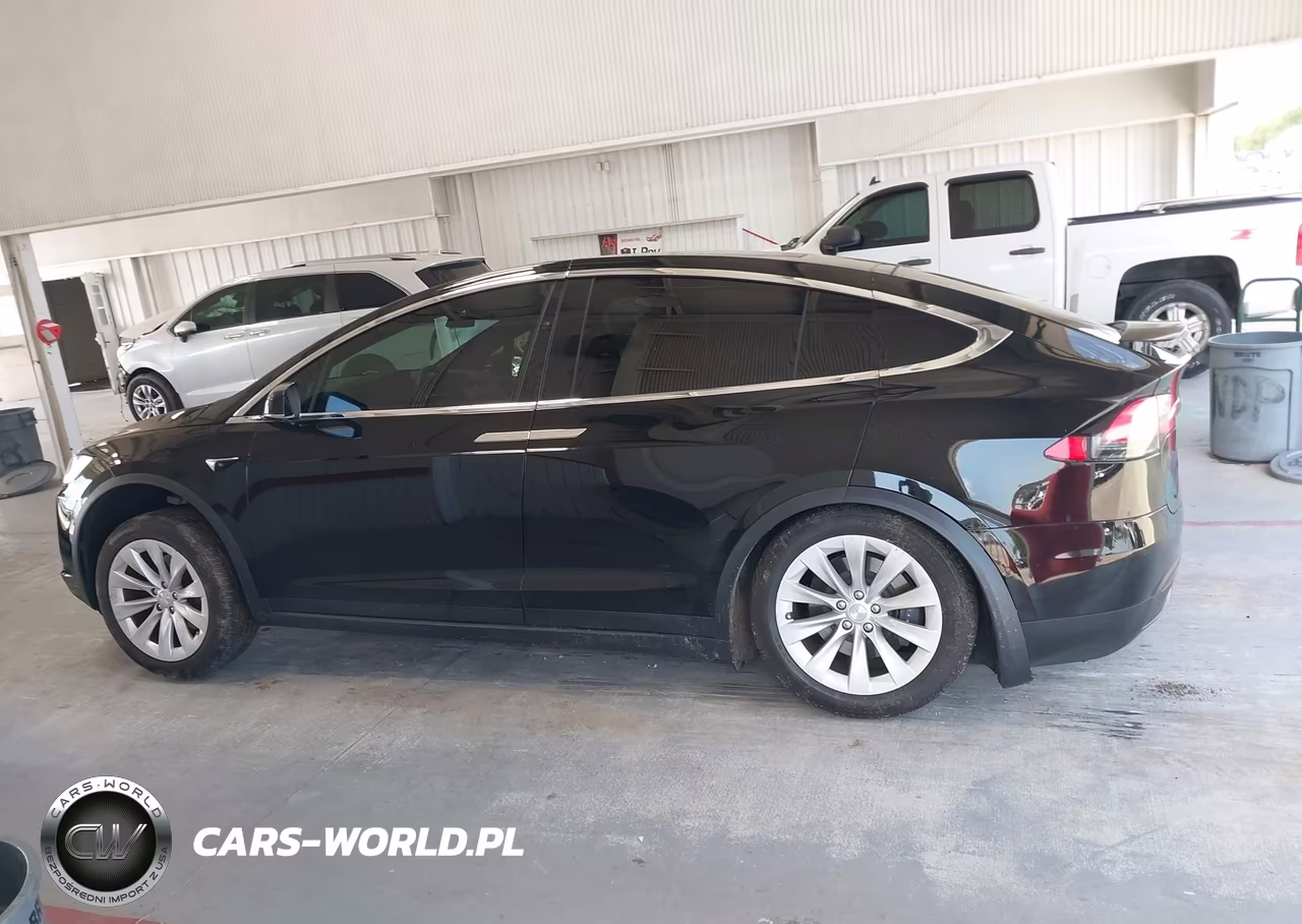2020 Tesla Model X Long Range Dual Motor All-Wheel Drive-Long Range Plus Dual Motor All-Wheel Drive VIN:5YJXCBE27LF260753 - 14