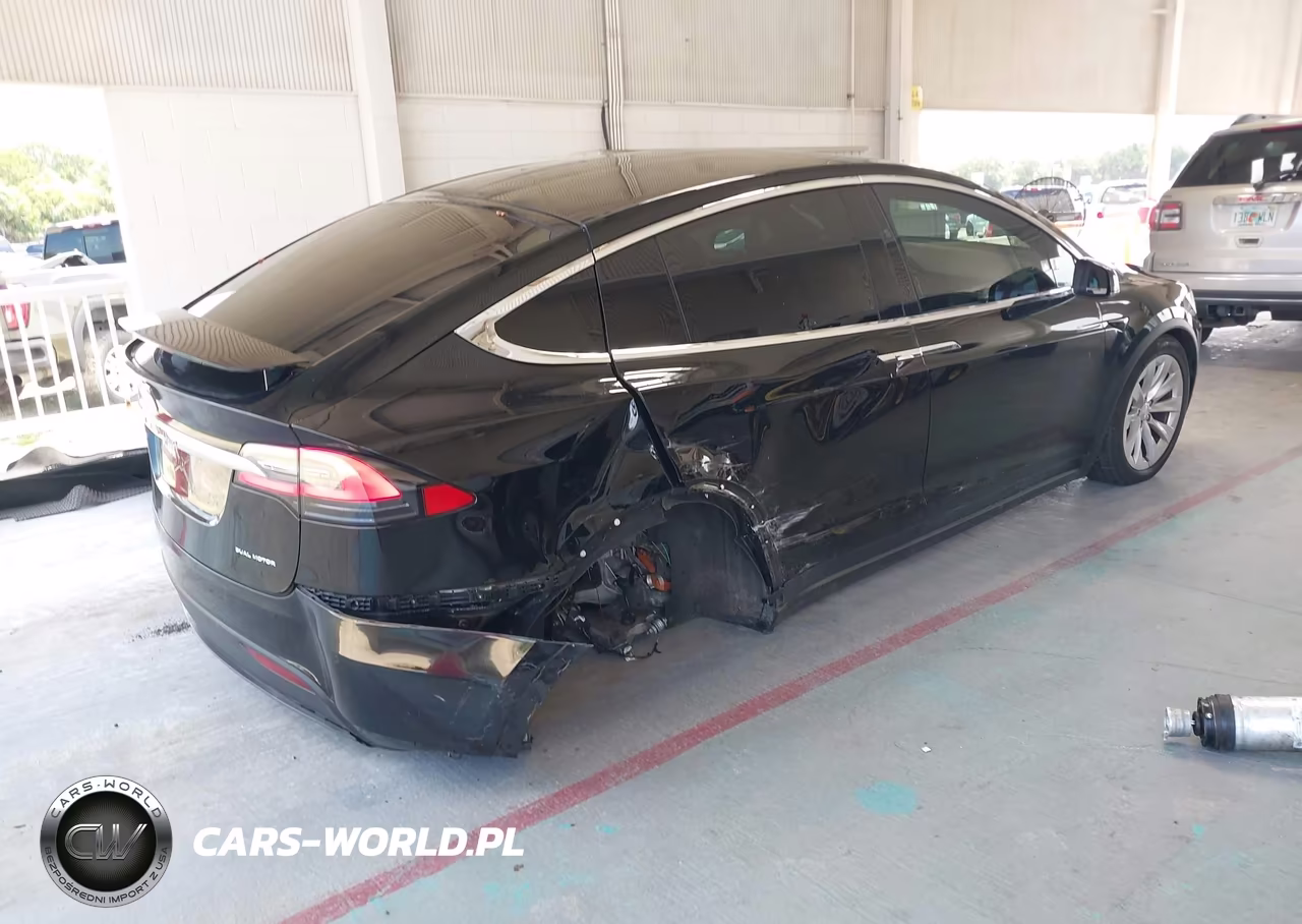 2020 Tesla Model X Long Range Dual Motor All-Wheel Drive-Long Range Plus Dual Motor All-Wheel Drive VIN:5YJXCBE27LF260753 - 4